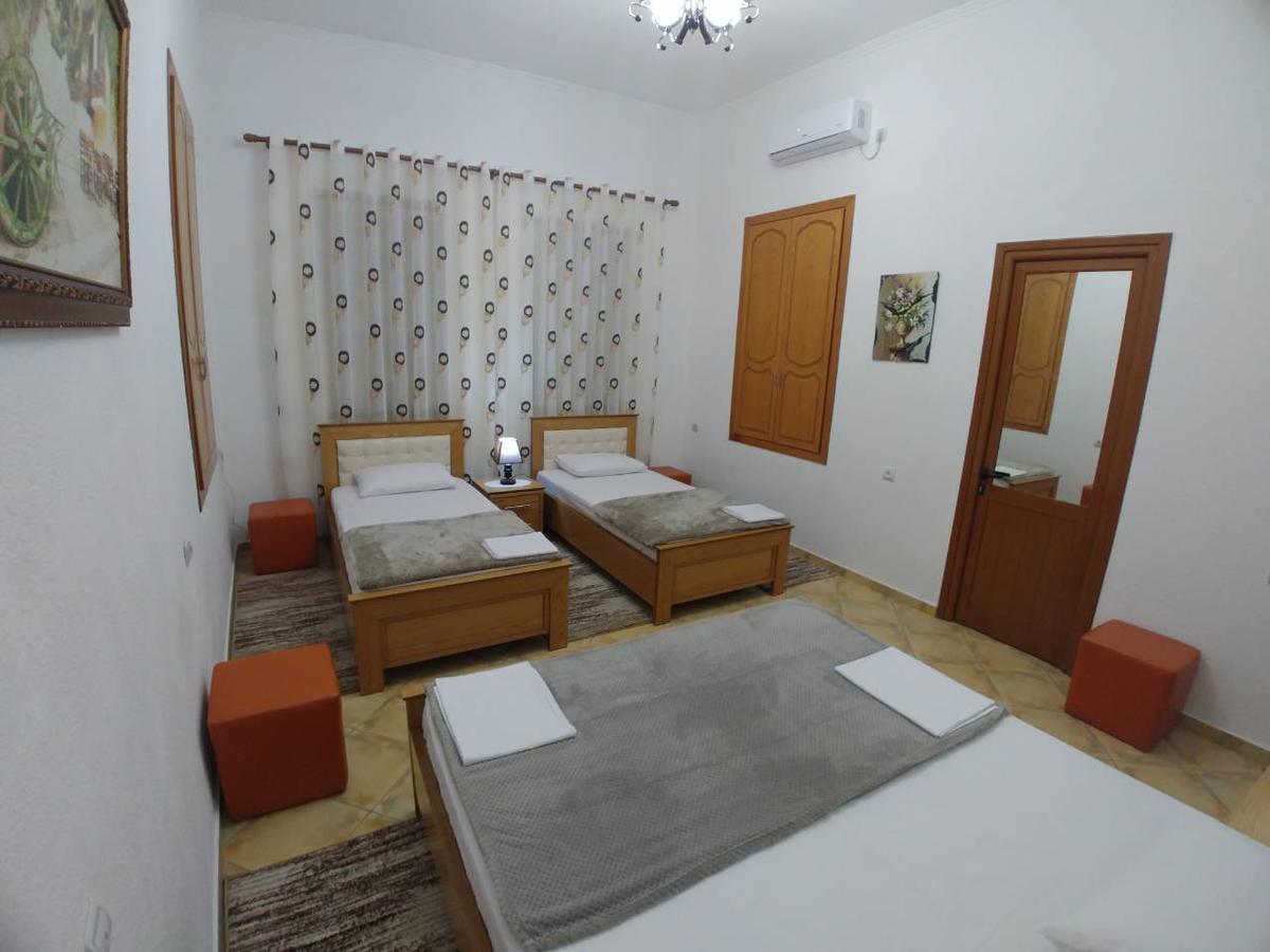Casa de hóspedes Urat Gjirokastër