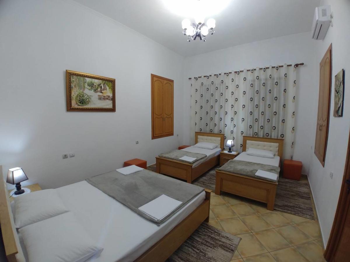 Casa de hóspedes Urat Gjirokastër