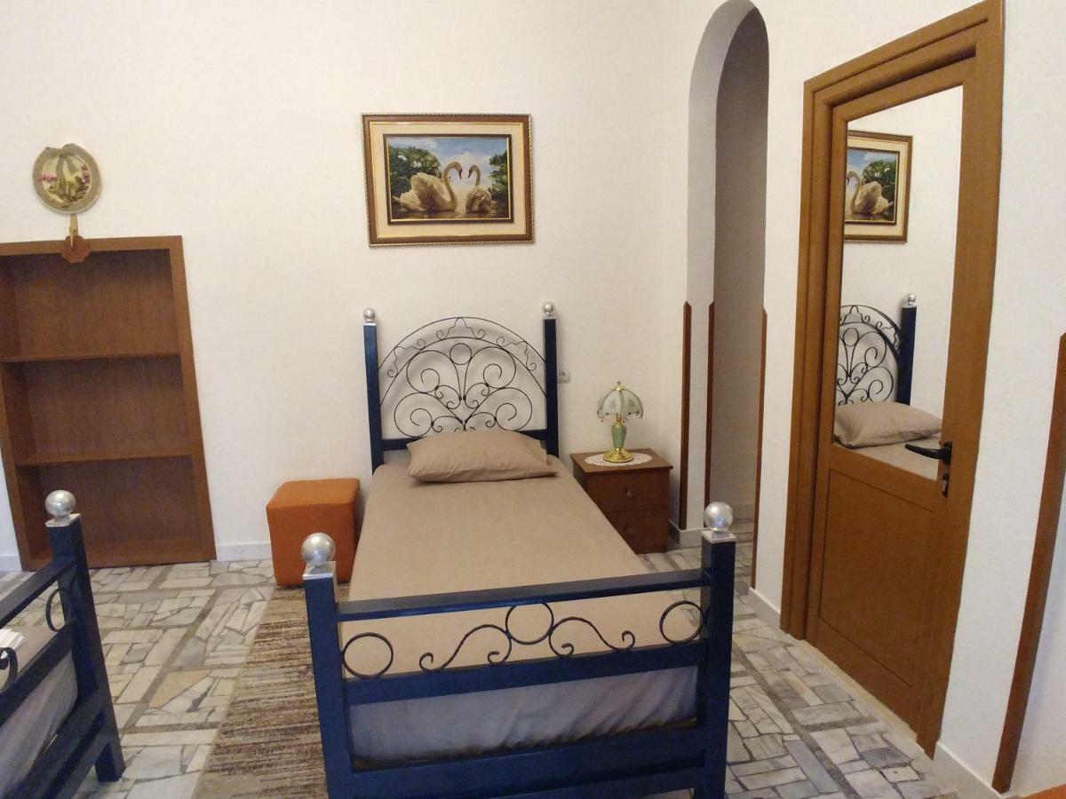 Casa de hóspedes Urat Gjirokastër