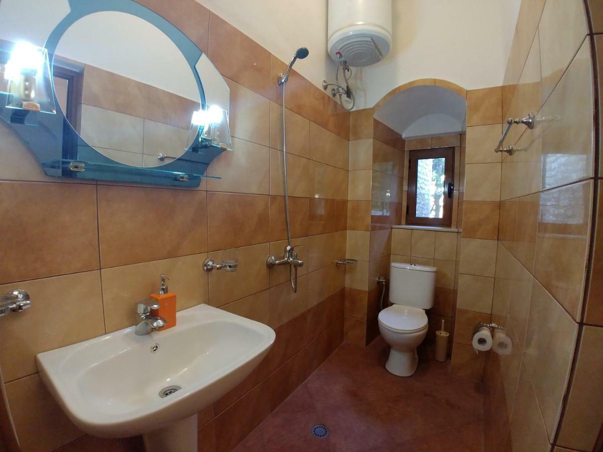 Casa de hóspedes Urat Gjirokastër